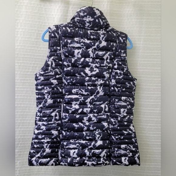 NAUTICA Reversible Puffer Vest Dark Navy & White Women's Small - Picture 6 of 10